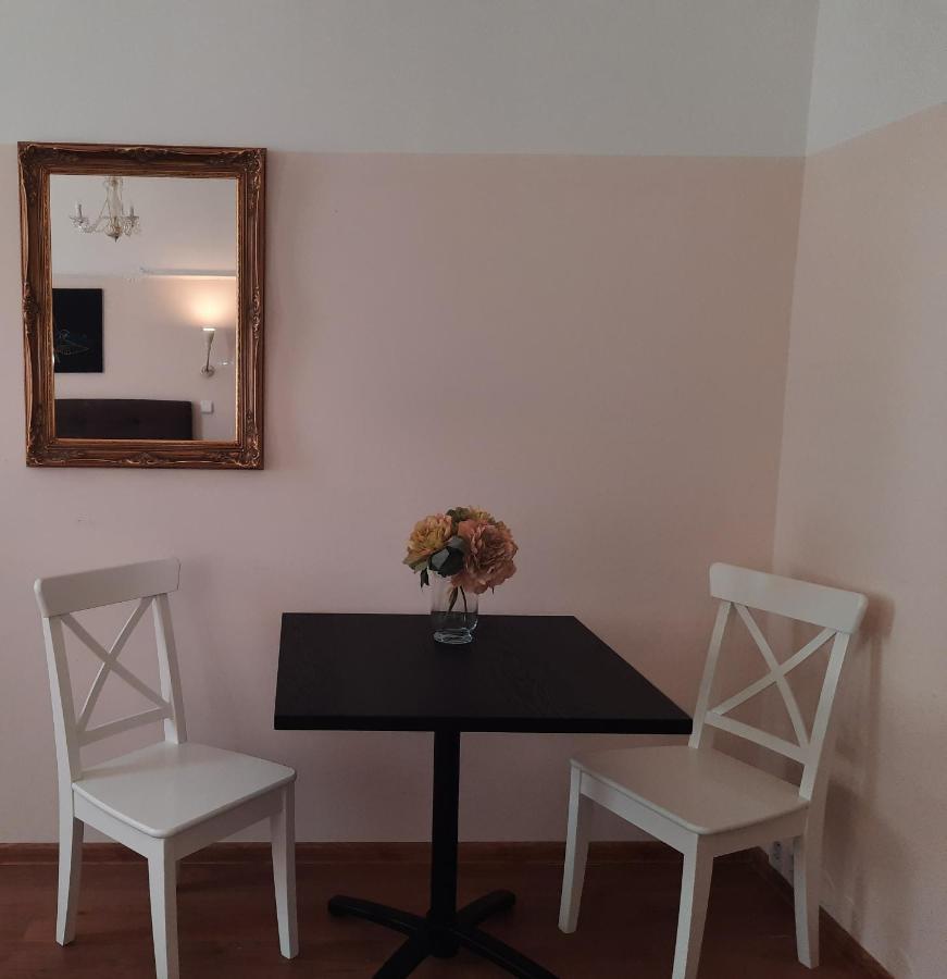 Apartment In City Centre Prague Exterior photo