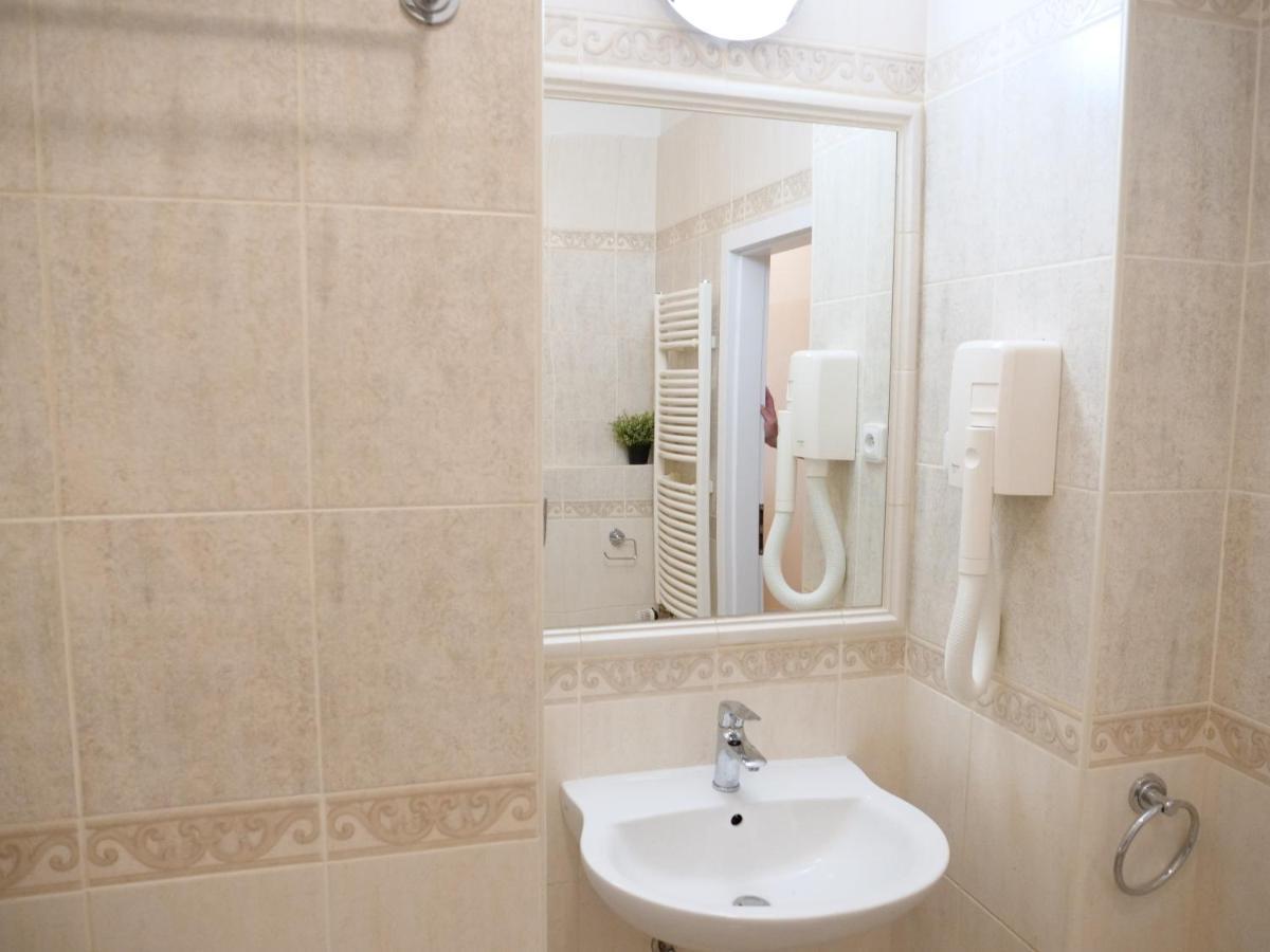 Apartment In City Centre Prague Exterior photo
